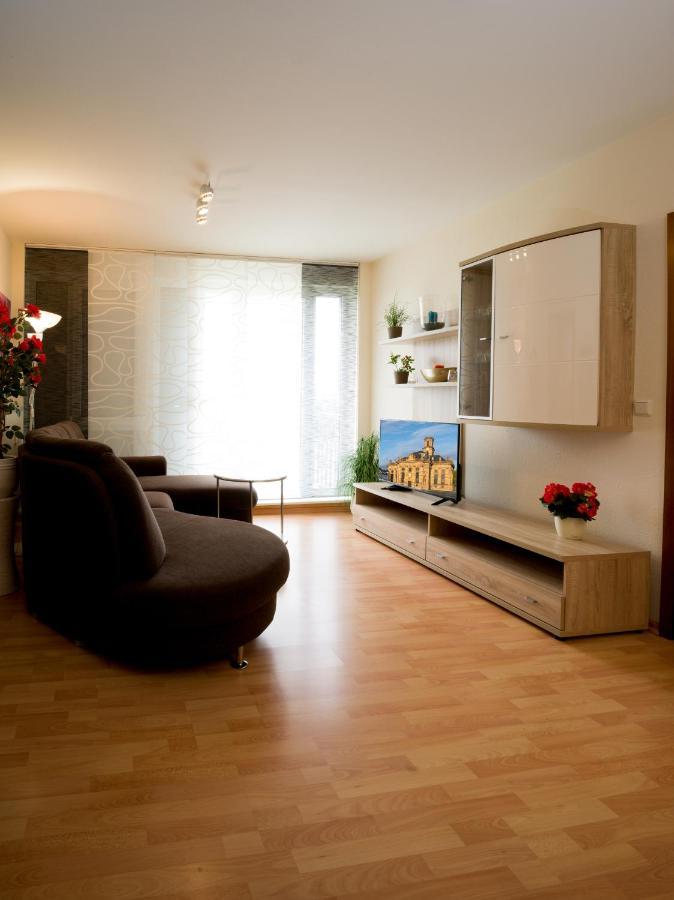 Ferienwohnung Fernblick Σααρμπρύκεν Εξωτερικό φωτογραφία