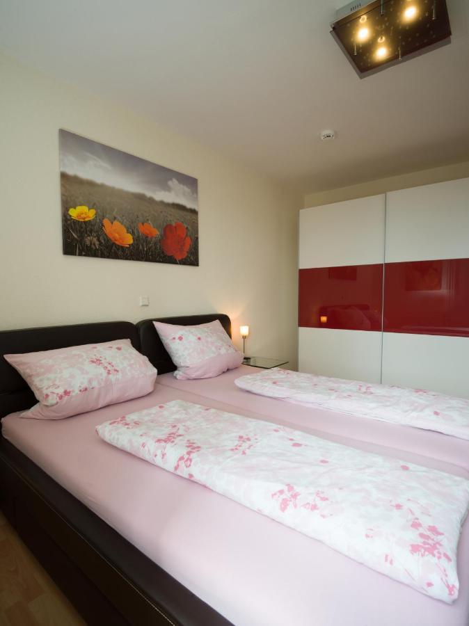 Ferienwohnung Fernblick Σααρμπρύκεν Εξωτερικό φωτογραφία